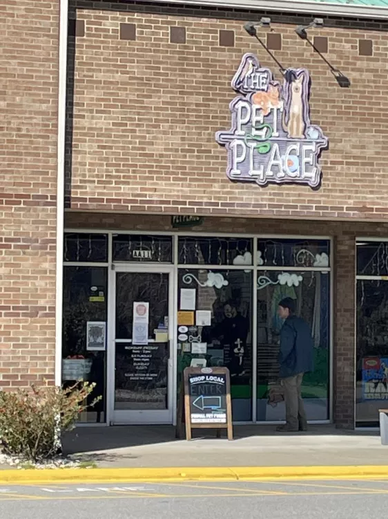 The Pet Place, Tennessee, Boone